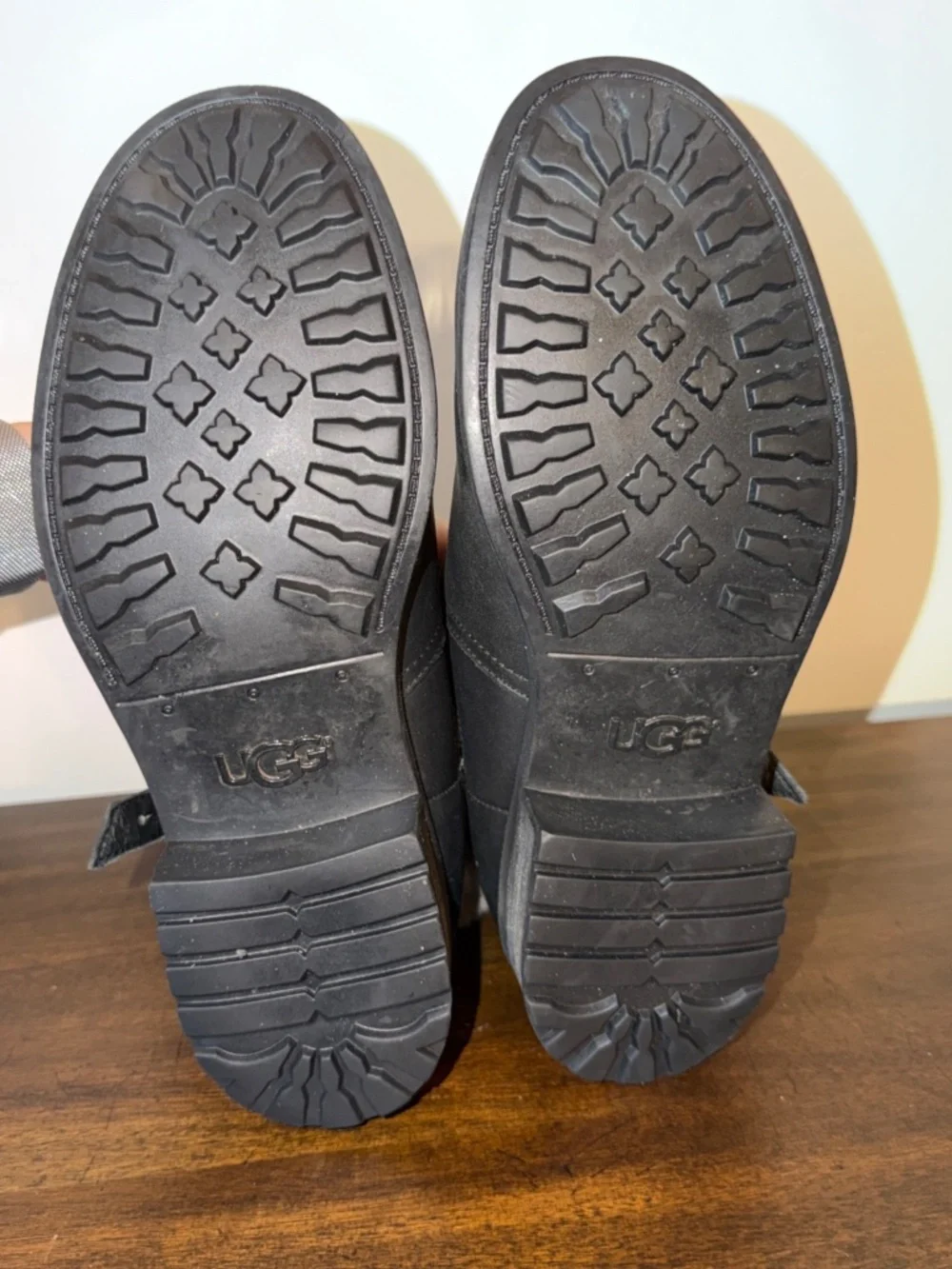 UGG cute leather